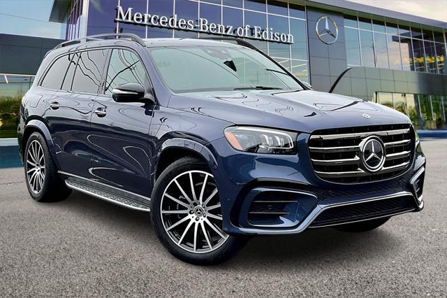 new 2025 Mercedes-Benz GLS 450 car, priced at $102,960