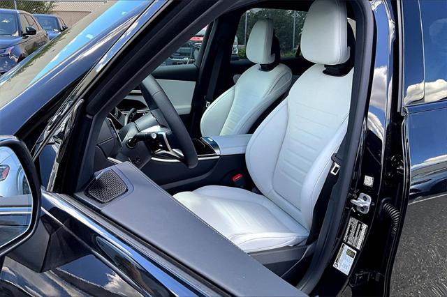 new 2025 Mercedes-Benz GLC 300 car, priced at $59,420