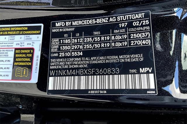 new 2025 Mercedes-Benz GLC 300 car, priced at $59,420