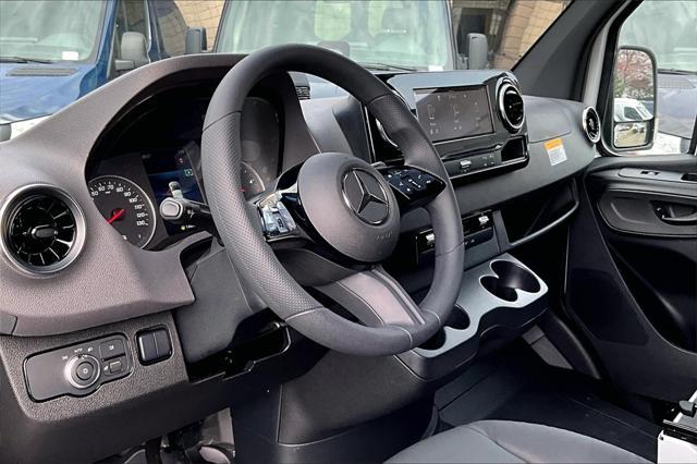 new 2025 Mercedes-Benz Sprinter 2500 car, priced at $65,308
