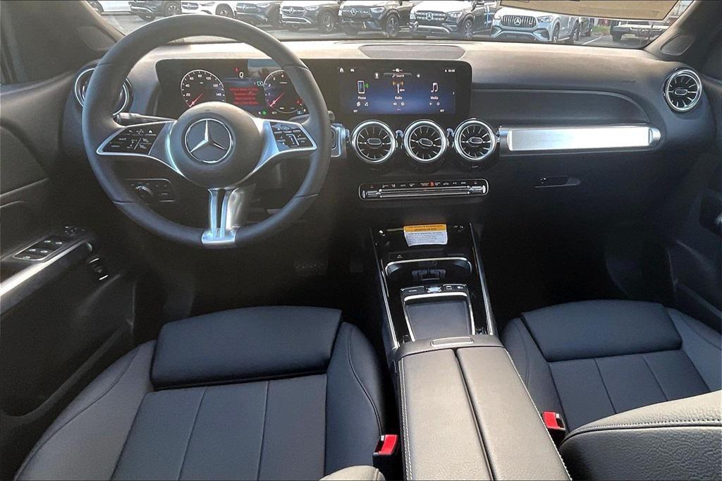 new 2026 Mercedes-Benz GLB 250 car, priced at $52,565
