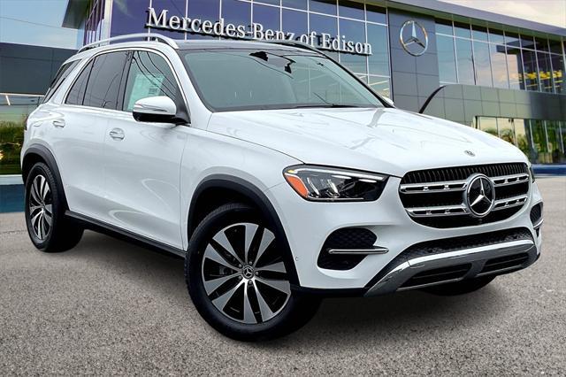 new 2025 Mercedes-Benz GLE 350 car, priced at $70,315