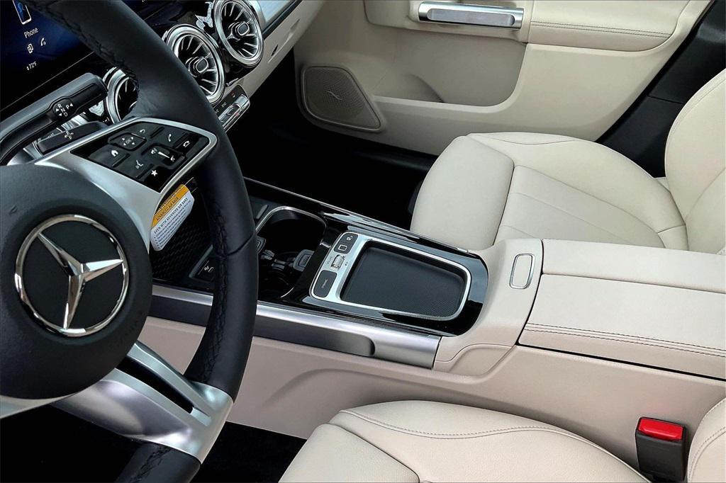 new 2026 Mercedes-Benz GLB 250 car, priced at $52,545
