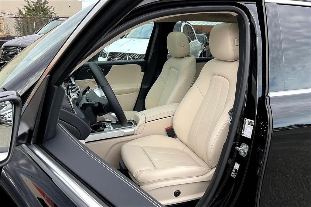 new 2026 Mercedes-Benz GLB 250 car, priced at $52,545