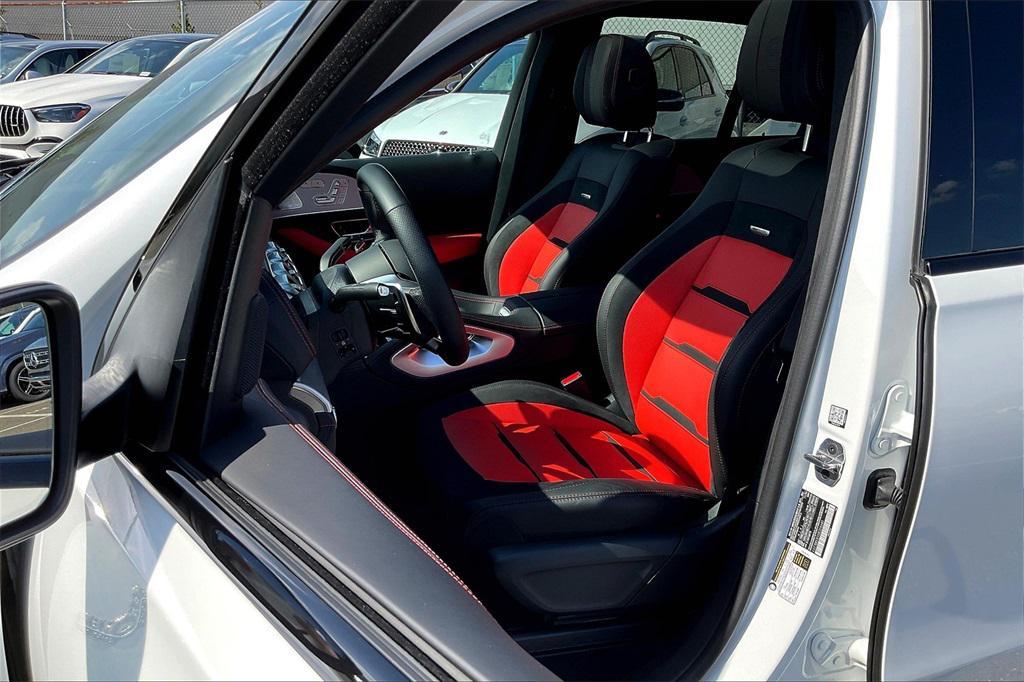 new 2025 Mercedes-Benz AMG GLE 63 car, priced at $134,845