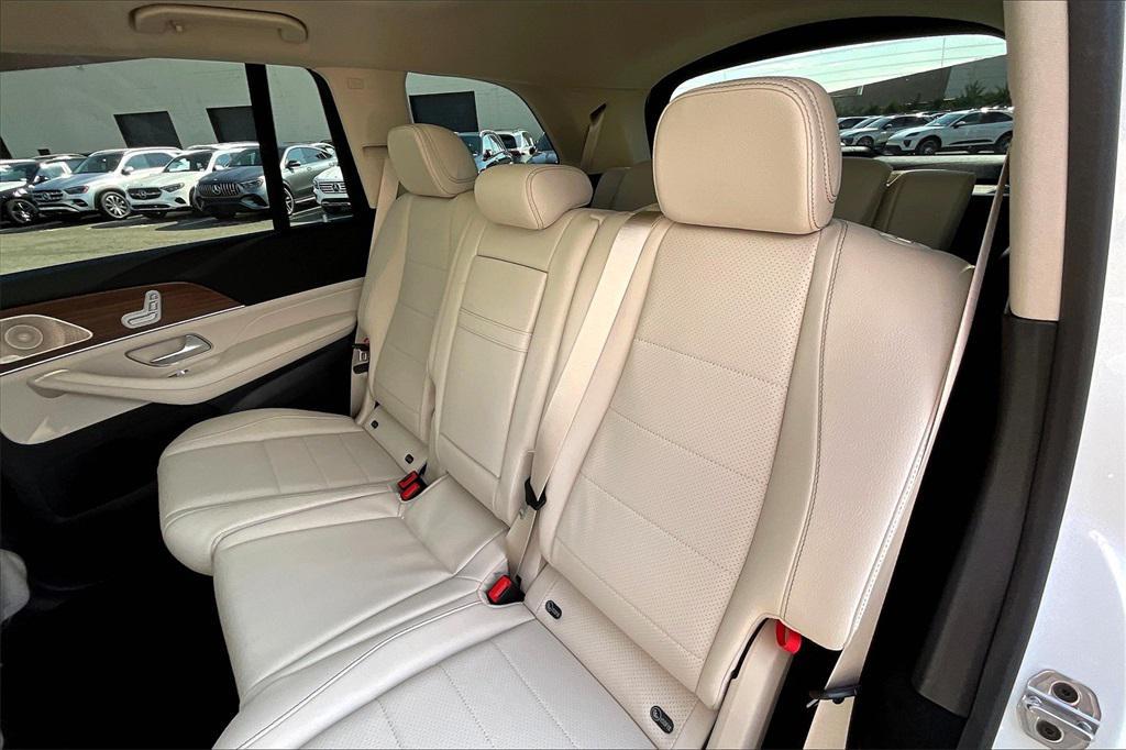 new 2026 Mercedes-Benz GLS 450 car, priced at $95,780