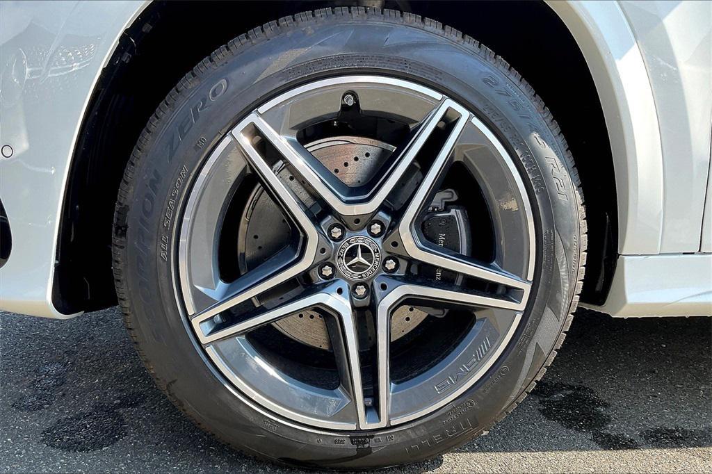 new 2026 Mercedes-Benz GLS 450 car, priced at $95,780