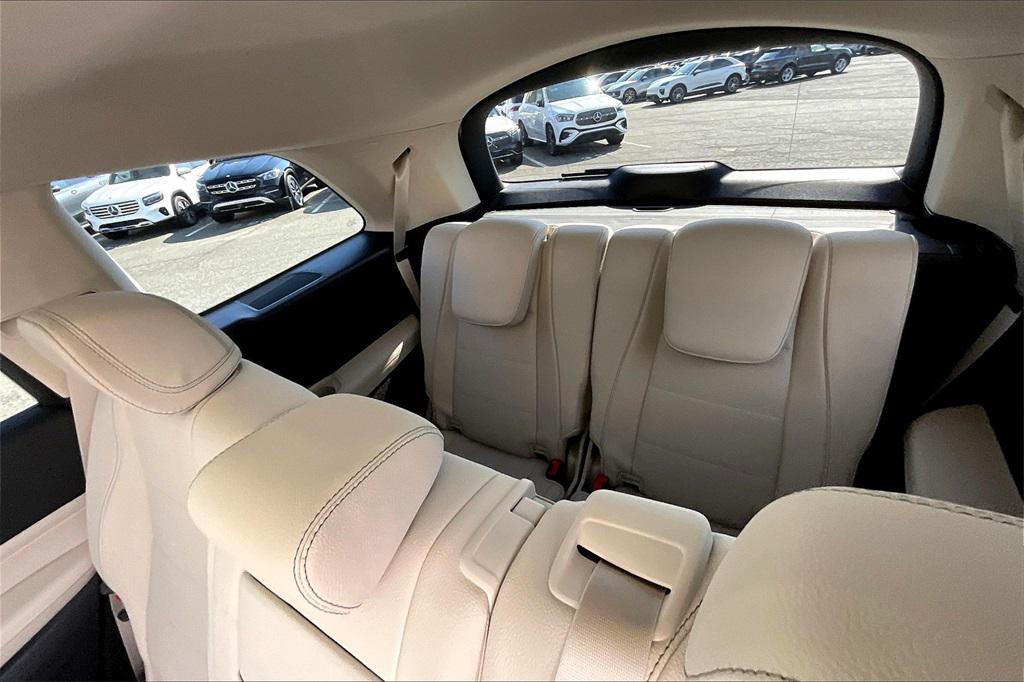 new 2026 Mercedes-Benz GLS 450 car, priced at $95,780