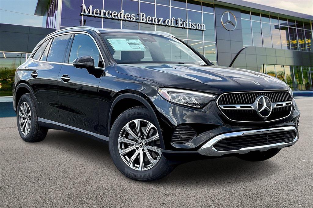 new 2025 Mercedes-Benz GLC 300 car, priced at $57,190