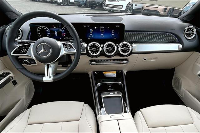new 2025 Mercedes-Benz GLB 250 car, priced at $49,595
