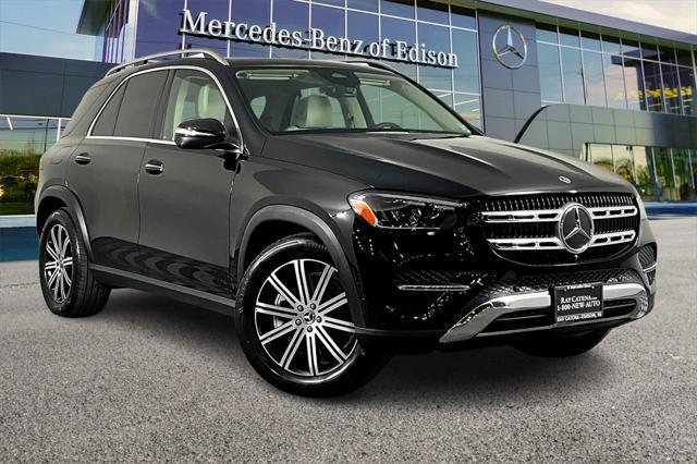 used 2024 Mercedes-Benz GLE 450 Plug-In Hybrid car, priced at $72,065