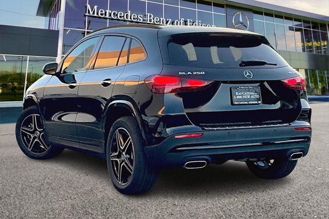 new 2025 Mercedes-Benz GLA 250 car, priced at $52,630