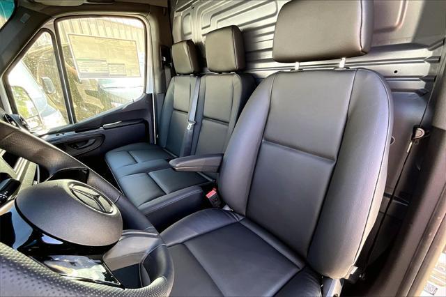 new 2025 Mercedes-Benz Sprinter 2500 car, priced at $61,677