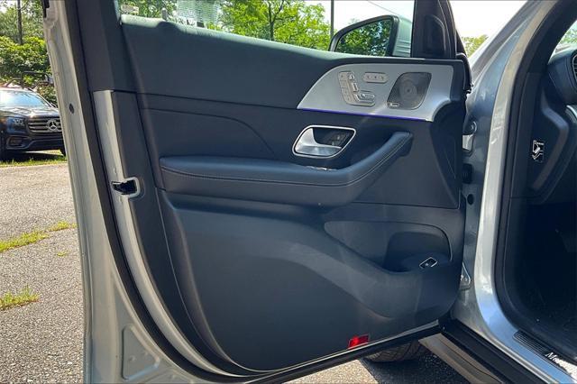 used 2025 Mercedes-Benz GLS 450 car, priced at $89,175
