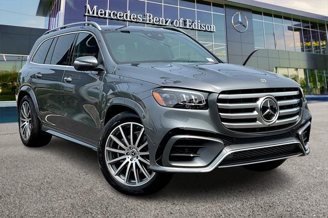 new 2025 Mercedes-Benz GLS 450 car, priced at $107,785