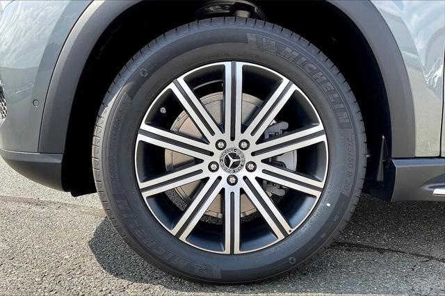 new 2025 Mercedes-Benz GLE 350 car, priced at $72,065
