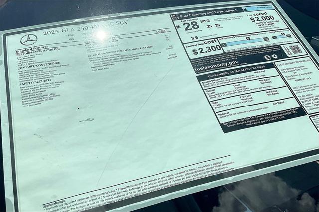 new 2025 Mercedes-Benz GLA 250 car, priced at $44,250