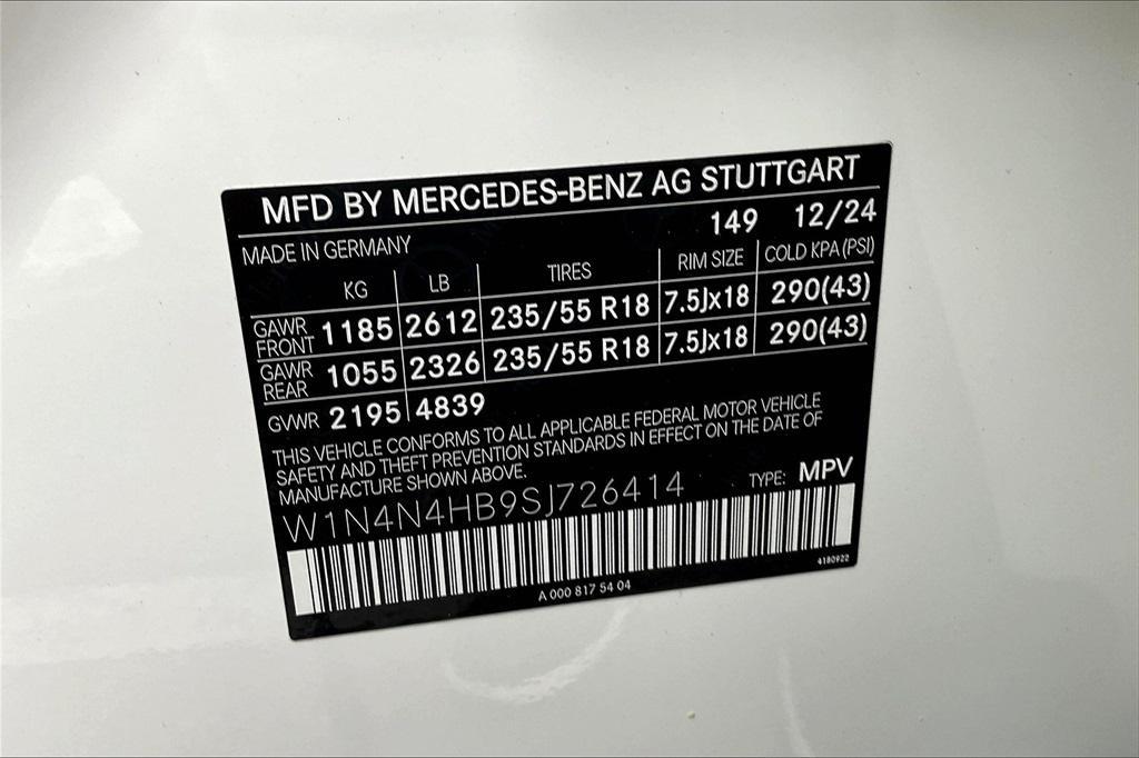 new 2025 Mercedes-Benz GLA 250 car, priced at $44,250