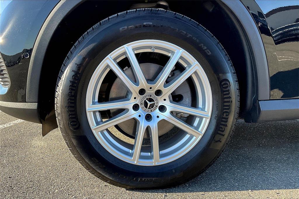 used 2025 Mercedes-Benz GLC 300 car, priced at $50,465