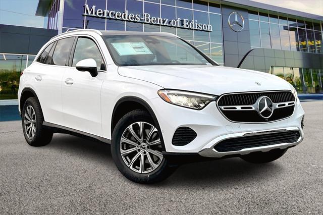 new 2025 Mercedes-Benz GLC 300 car, priced at $59,210