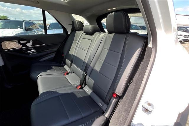 new 2025 Mercedes-Benz GLE 450 car, priced at $85,005