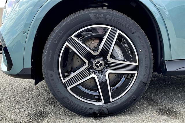 new 2025 Mercedes-Benz GLC 300 car, priced at $60,785