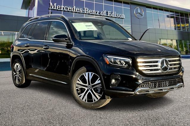 new 2025 Mercedes-Benz GLB 250 car, priced at $50,795