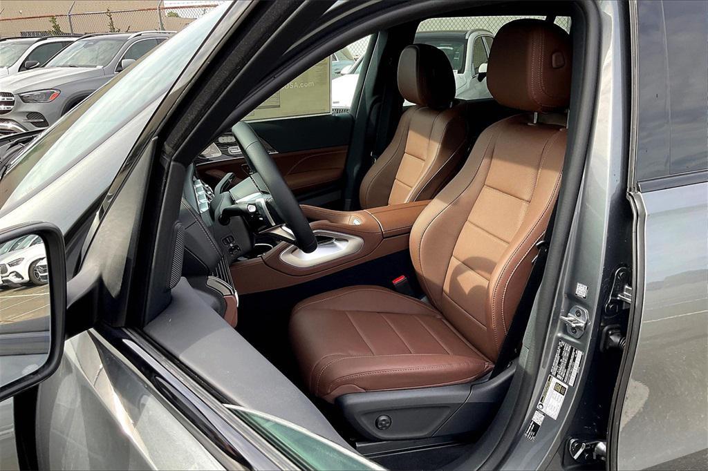 new 2026 Mercedes-Benz GLS 450 car, priced at $98,270