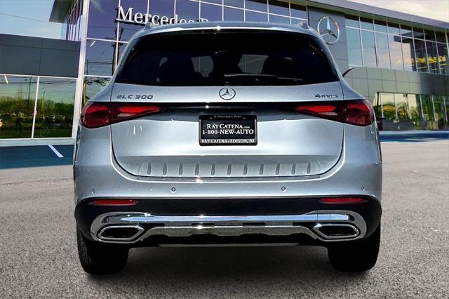 new 2025 Mercedes-Benz GLC 300 car, priced at $59,720