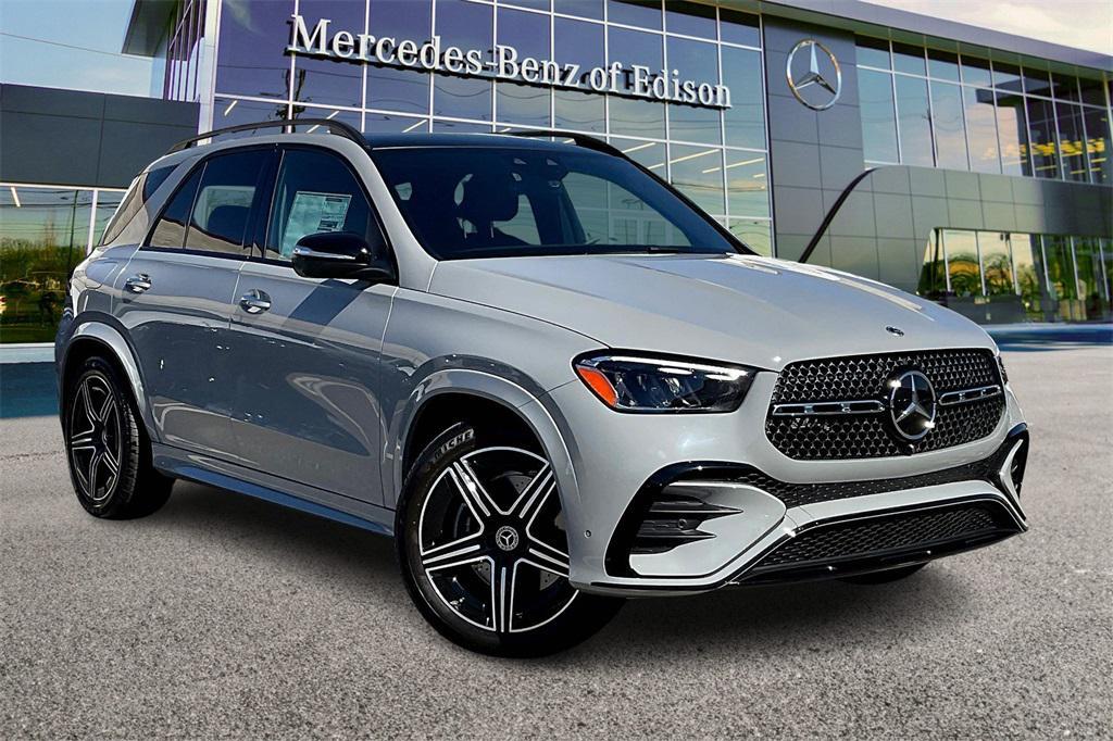 new 2025 Mercedes-Benz GLE 450 car, priced at $85,630