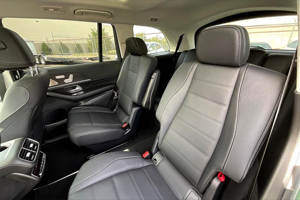 new 2026 Mercedes-Benz GLS 450 car, priced at $112,035