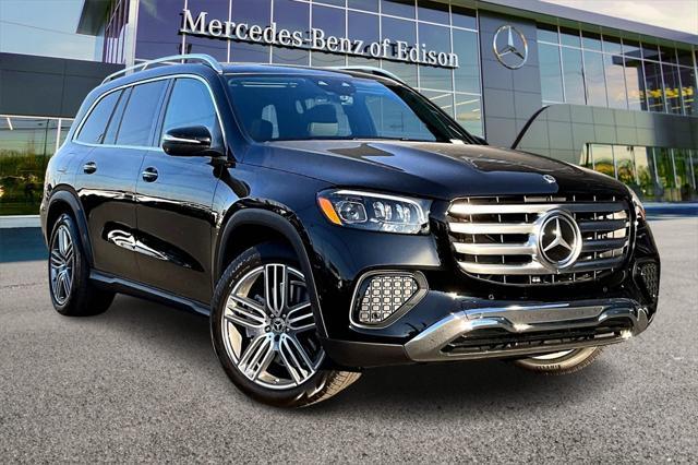 new 2025 Mercedes-Benz GLS 450 car, priced at $91,975