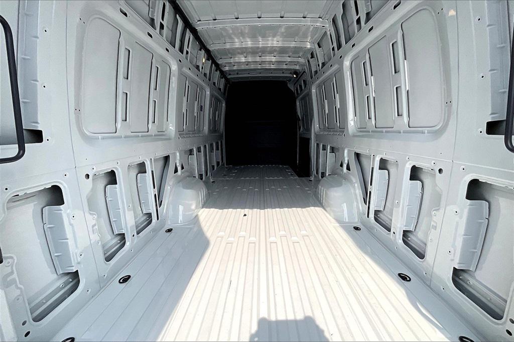new 2025 Mercedes-Benz Sprinter 2500 car, priced at $77,526
