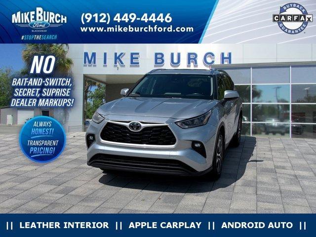 used 2020 Toyota Highlander car, priced at $27,900