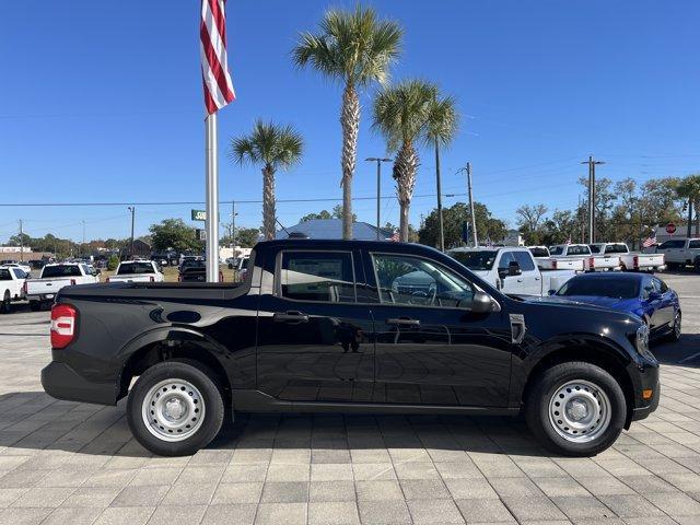 new 2025 Ford Maverick car, priced at $30,065
