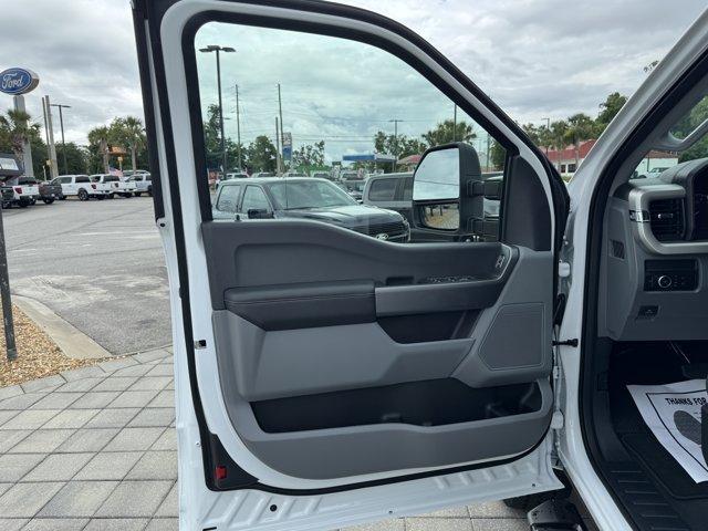 new 2025 Ford F-350 car, priced at $61,175