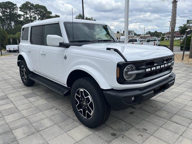 new 2025 Ford Bronco car, priced at $53,030