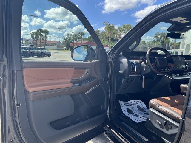 new 2025 Ford Expedition car, priced at $87,995