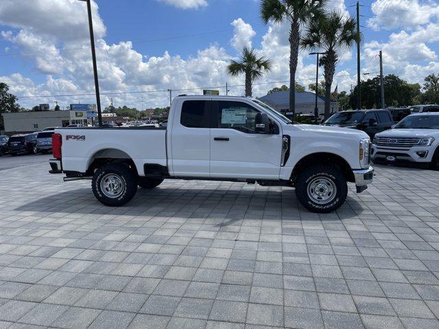 new 2024 Ford F-350 car, priced at $51,557