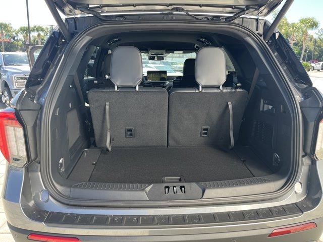 new 2025 Ford Explorer car, priced at $50,530