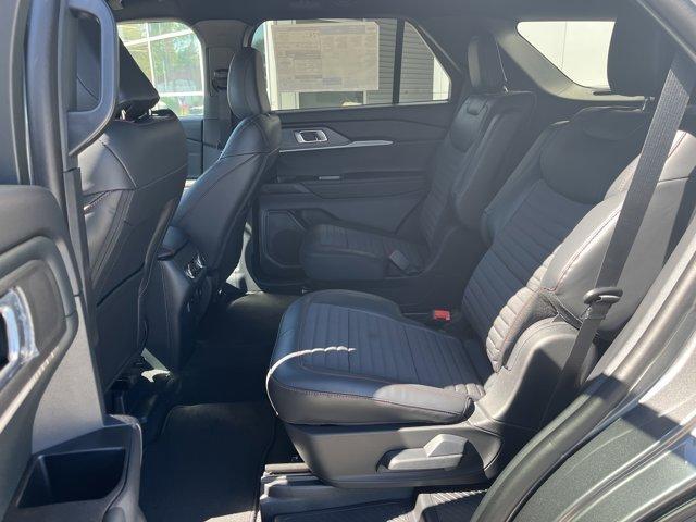 new 2025 Ford Explorer car, priced at $50,530
