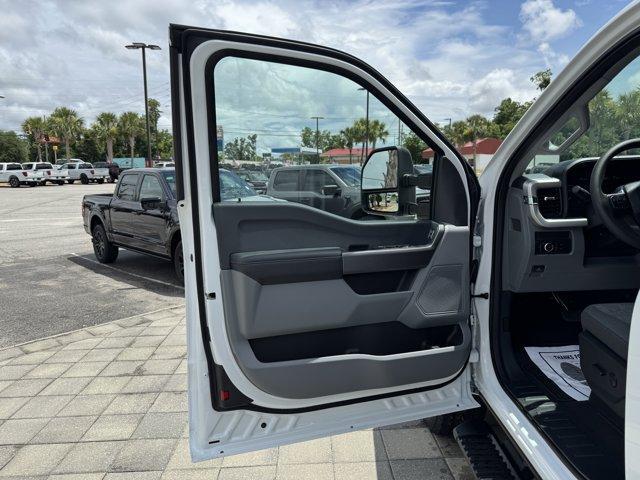new 2025 Ford F-350 car, priced at $60,535