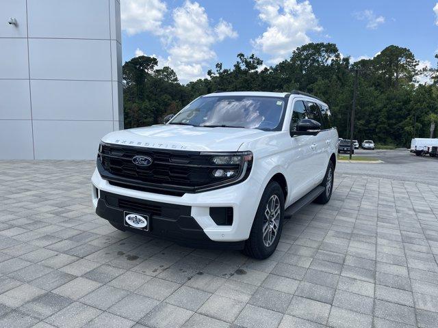 new 2025 Ford Expedition car, priced at $70,515