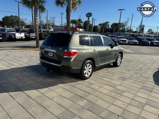 used 2013 Toyota Highlander car, priced at $13,900