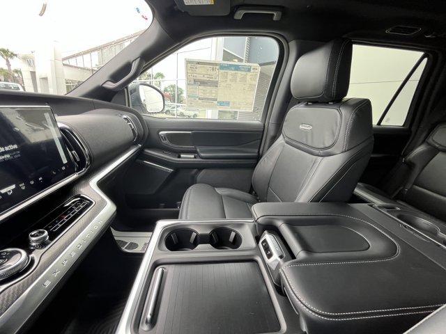 new 2025 Ford Expedition car, priced at $85,230