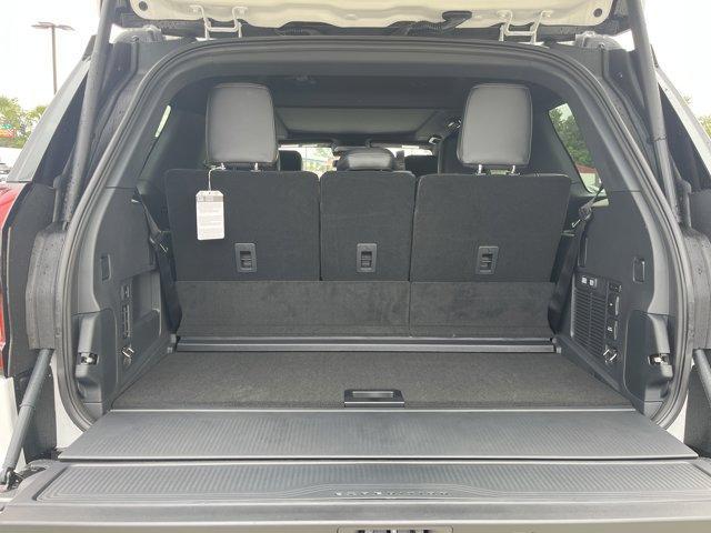 new 2025 Ford Expedition car, priced at $85,230