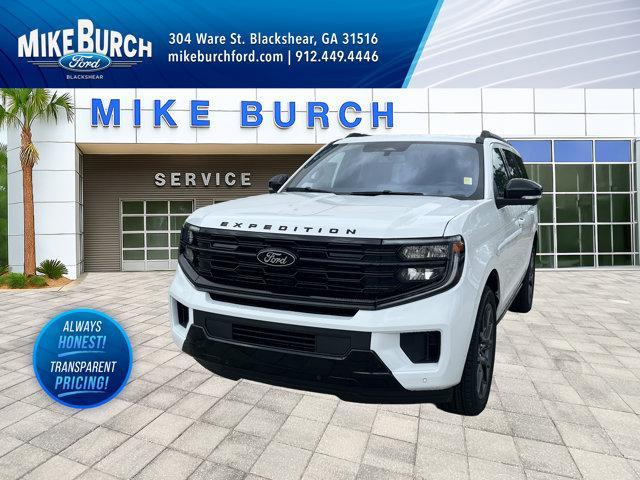 new 2025 Ford Expedition car, priced at $85,230