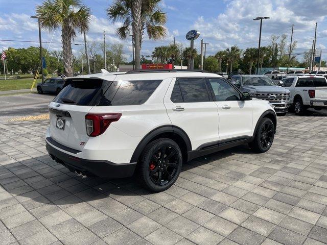 new 2024 Ford Explorer car, priced at $62,405