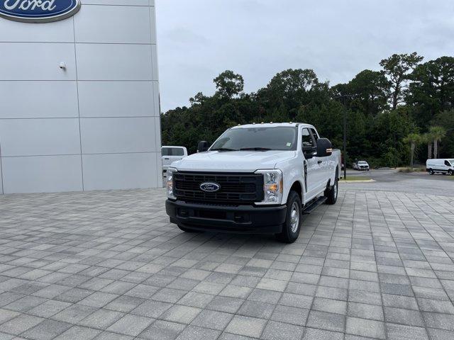 new 2024 Ford F-350 car, priced at $52,190