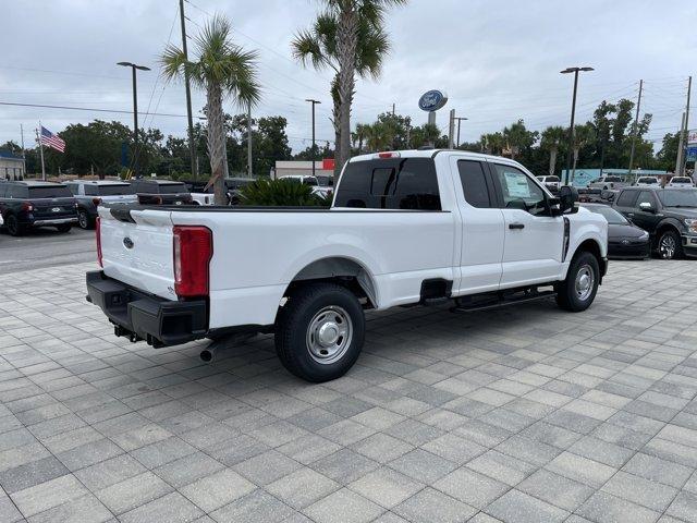 new 2024 Ford F-350 car, priced at $52,190